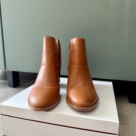 Leather Ankle Boots: Madewell Mira Side Seam Ankle Boot in English Saddle - Picture 2 of 5